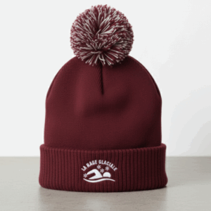 Bonnet à pompon bordeaux